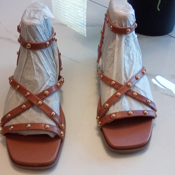Sam & Libby Women's Brandi 2 Honey Sandals ,Size 9 - Picture 11 of 11